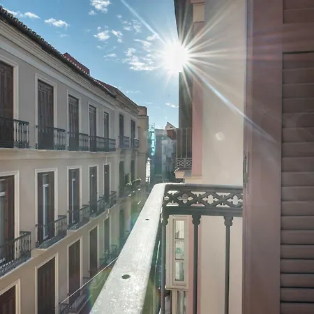 Sophisticated With Balcony & Views By Rems Malaga